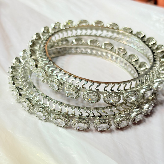 Dazzle Queen Kada Bangles 💎👑 pack of 2